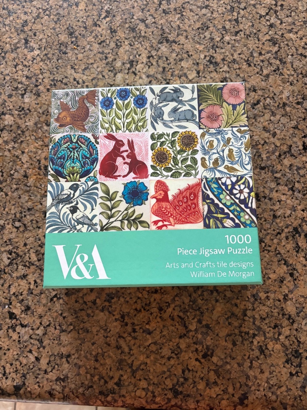 Art Puzzle - V and A - Tile Artwork puzzle 1000 pieces
